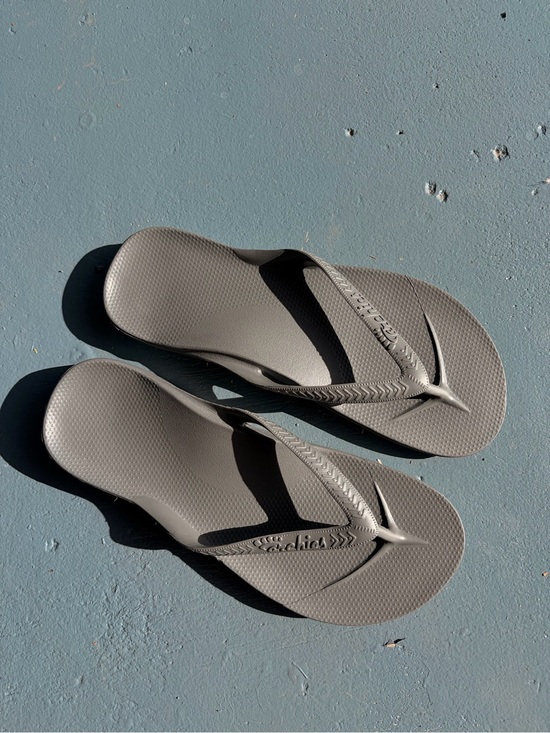 Archies Shoes - Women's Archies Gray Flip Flop Sandals - Comfortable Everyday Beach Slides